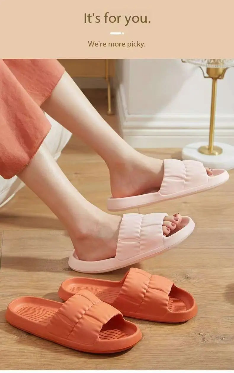 Women Soft Sole Cloud Slippers Thicken Platform Indoor Outdoor Beaches Sandals Summer EVA Non Slip Flip Flops 2025 New Wholesale