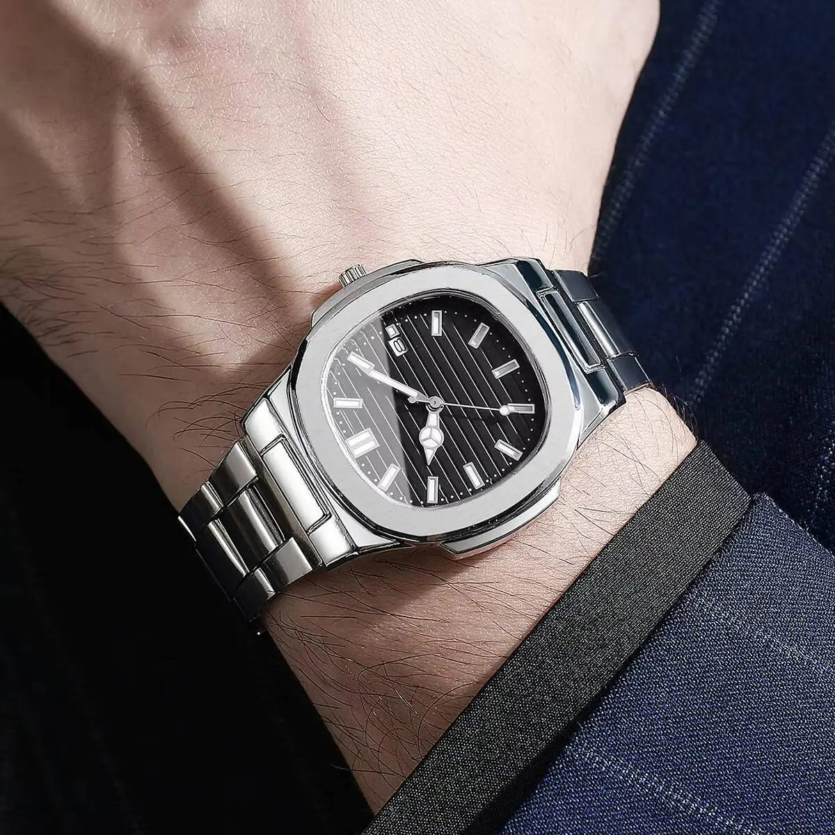 Fashion Square Men Business Watches Luxury Stainless Steel Strap Quartz Watch with Calendar For Mens Clock（Without Box）
